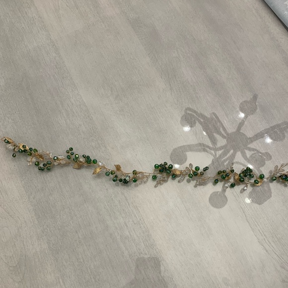 Gold Green and Crystal Hair Vine for Bridal Wedding Cosplay Renaissance Faire - Picture 4 of 5